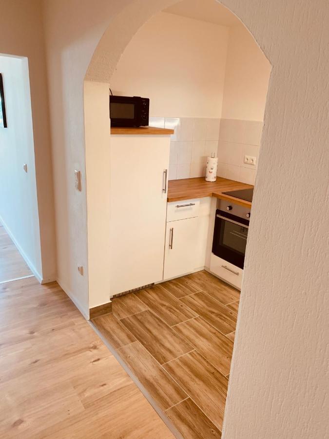 Modern&cozy 2 Zimmer Wohnung, Terrasse, Smart TV, Parkplatz Salzweg Exterior foto
